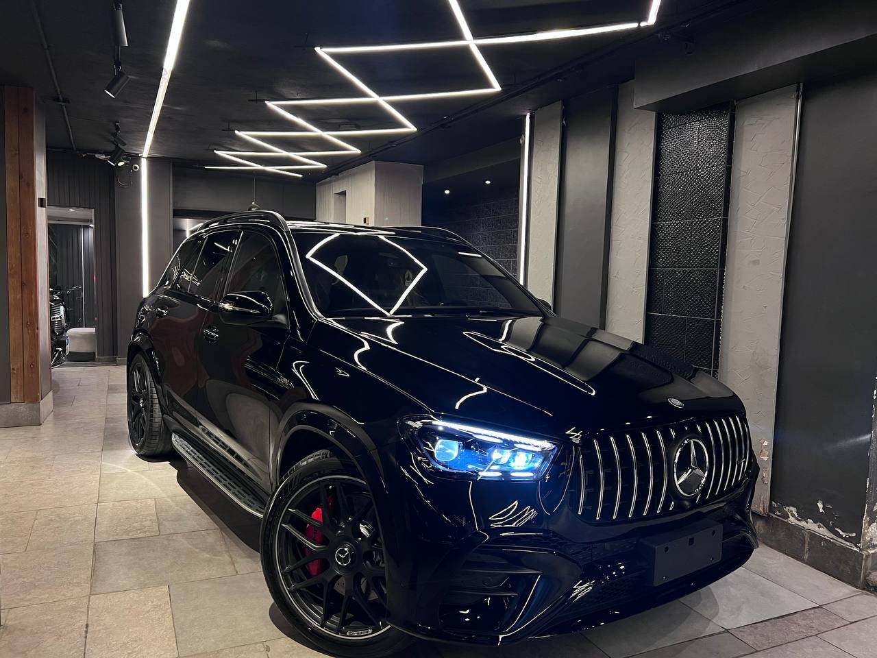 2026 Mercedes GLE53 AMG