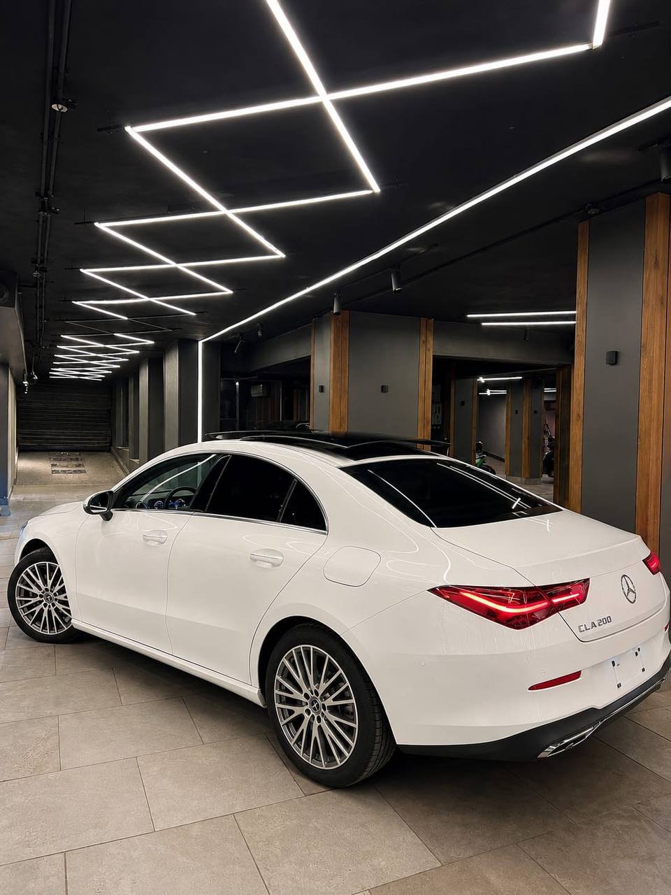 Mercedes Cla 200 white