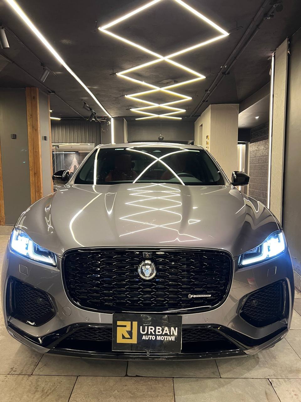 Jaguar F-pace